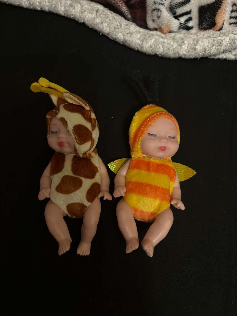 Mini reborn dolls